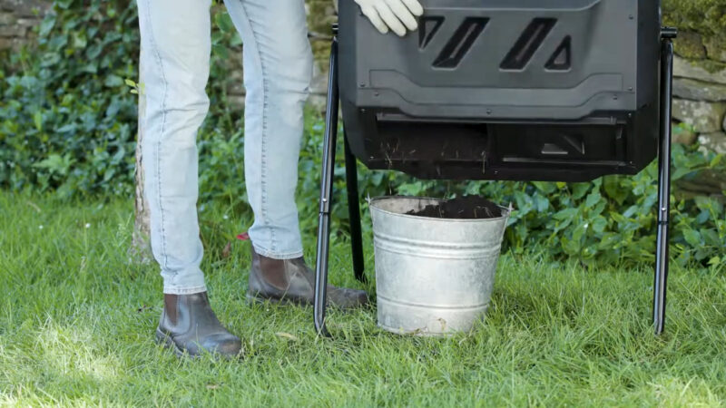 Materials and Durability - Buying Guide on the best Tumbling Composters for gardening